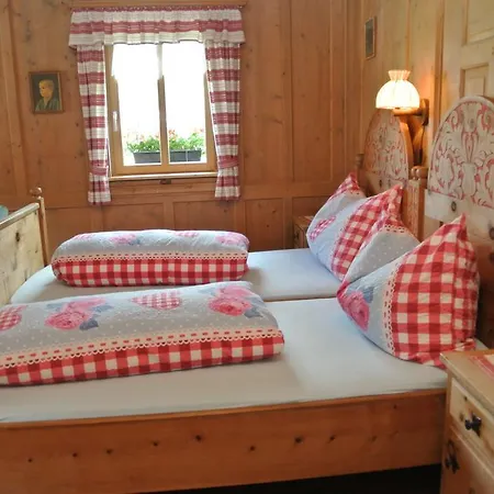 Zur Stilli Dorf 다보스