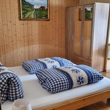 Zur Stilli Dorf Davos
