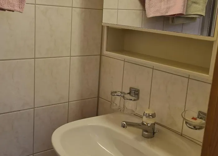 Zur Stilli Dorf Zajazd *