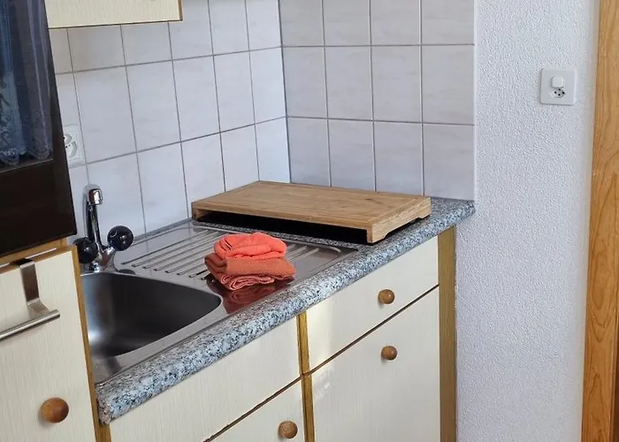 Zur Stilli Dorf 宾馆 达沃斯